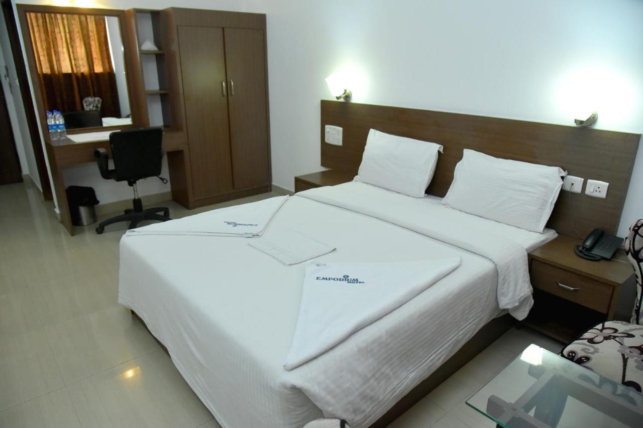 Emporium Hotel Mangalore Eksteriør billede